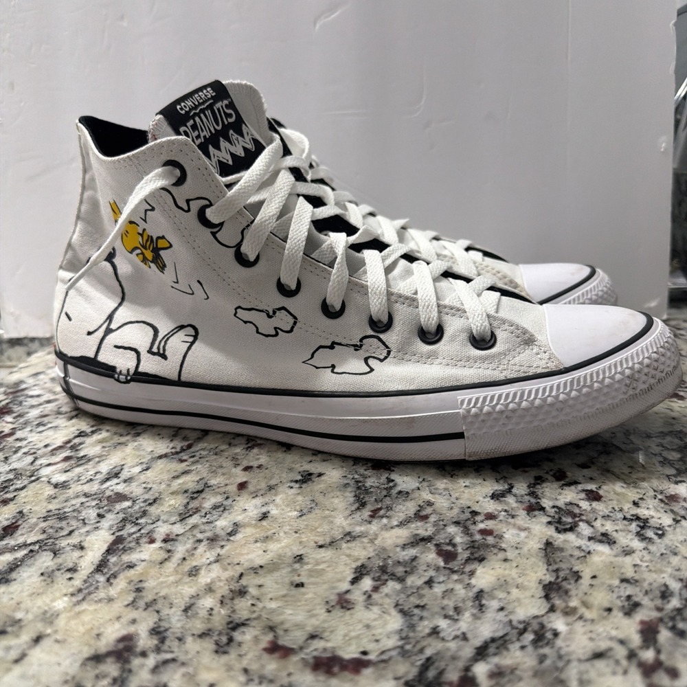 Converse Chuck Taylor Mens 13 White Good Peanuts Snoopy Woodstock A01872F